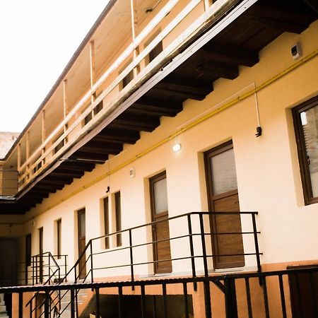 Ullysses Guest House Brasov Exterior photo